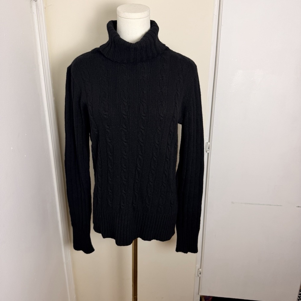 191 J Crew Cambridge  Chunky Cable Knit Turtleneck Sweater Black